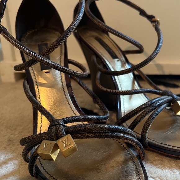 Louis Vuitton Wedge Sandals - Picture 6 of 6
